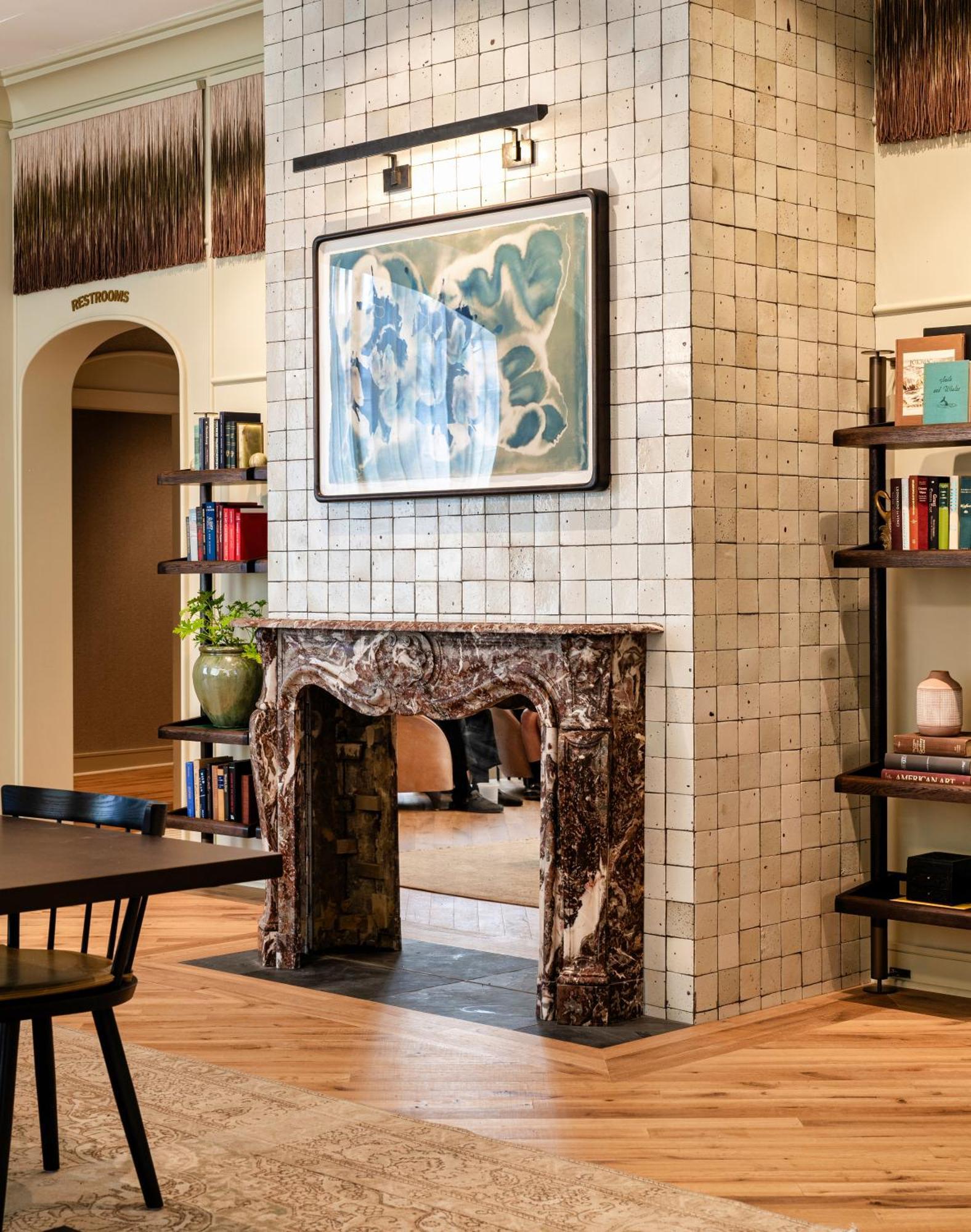 Heron Old Town Hotel 4*