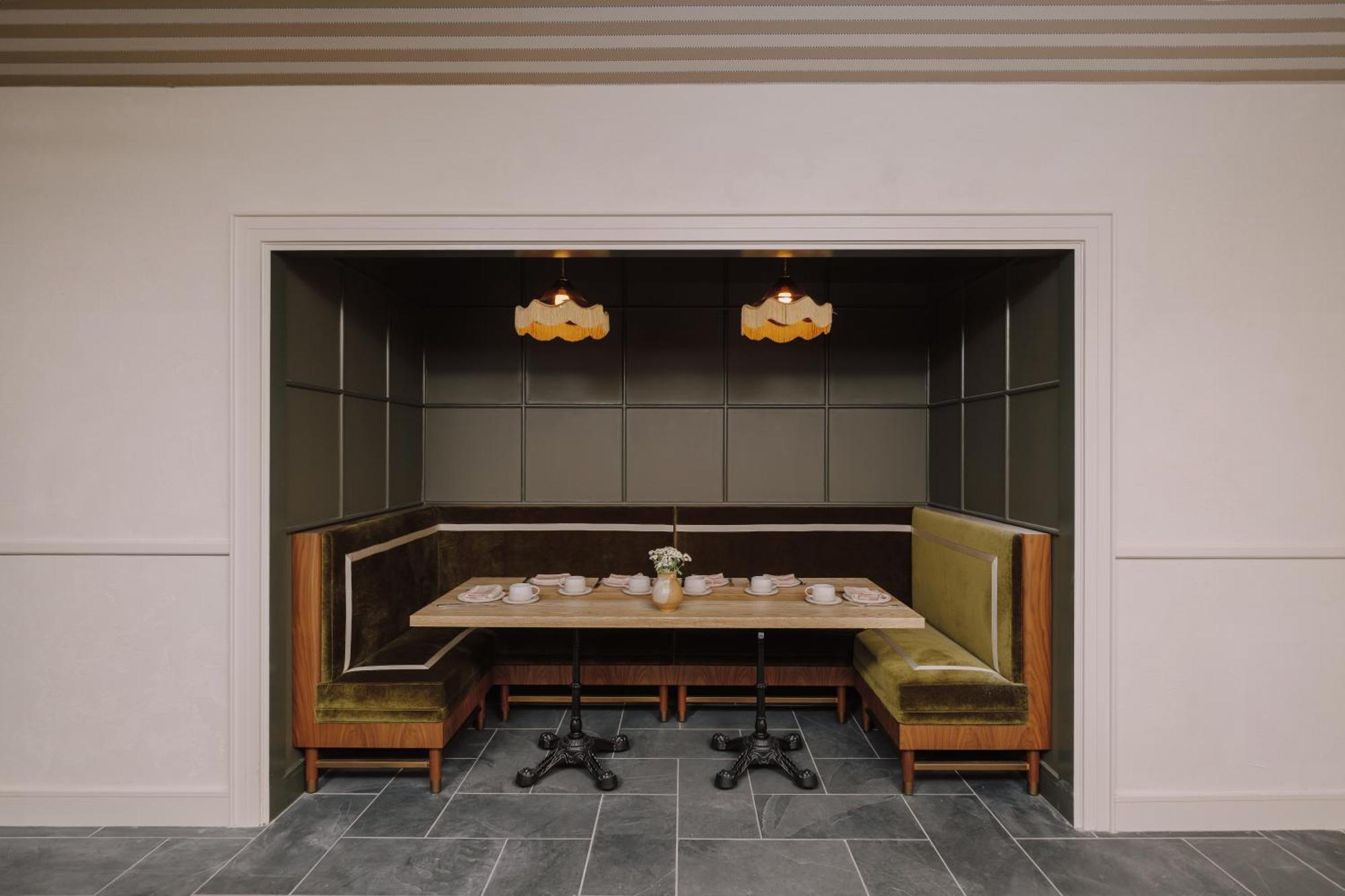 Heron Old Town Hotel 4*