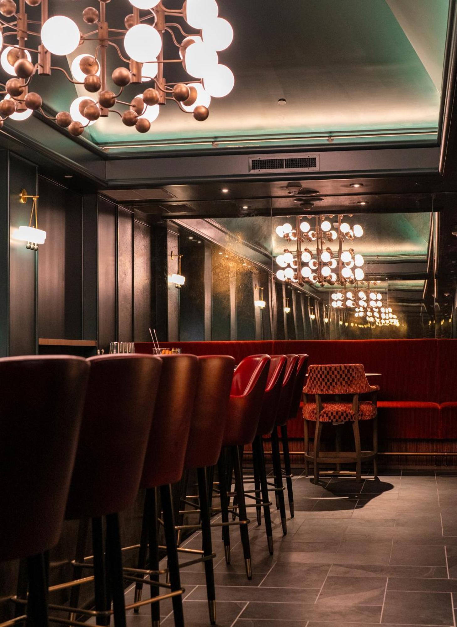 Hotel Heron Old Town 4*